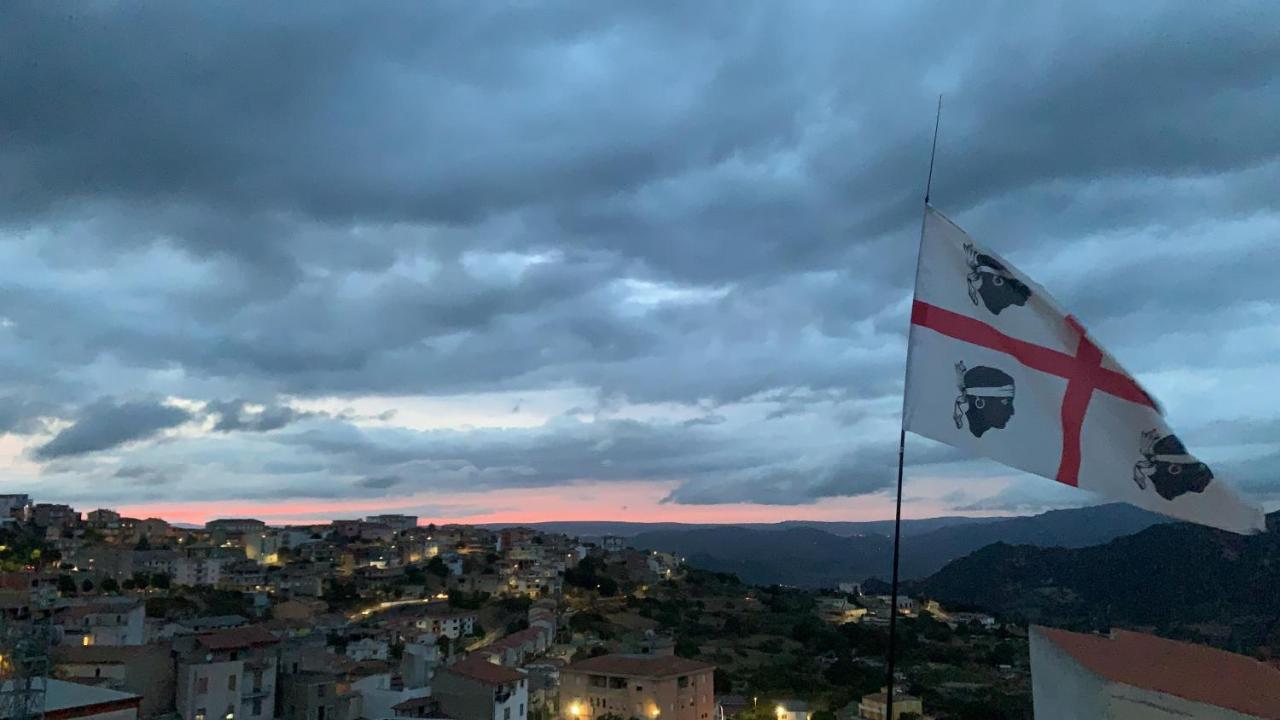 Orgosolo B&B Sardegna Luaran gambar
